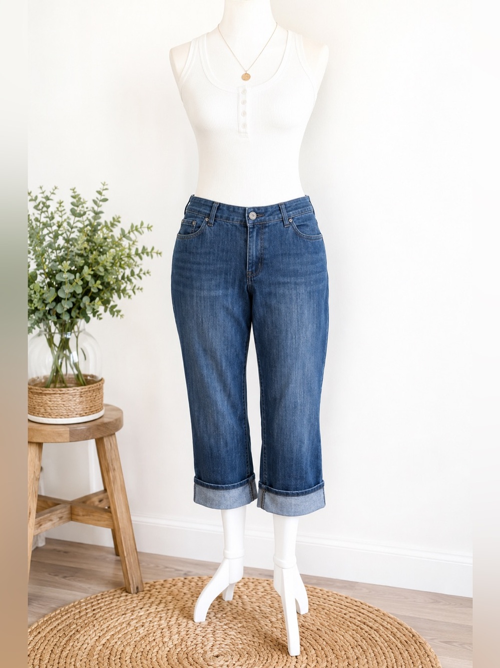 Merona Women’s 18W Cropped Capri Jeans Cuffed Medium Wash Denim